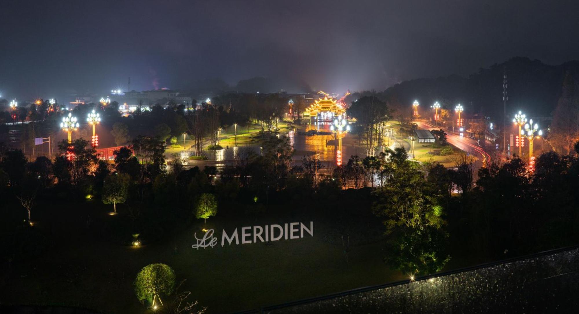 Le Meridien Emei Mountain Resort Emeishan Exteriör bild