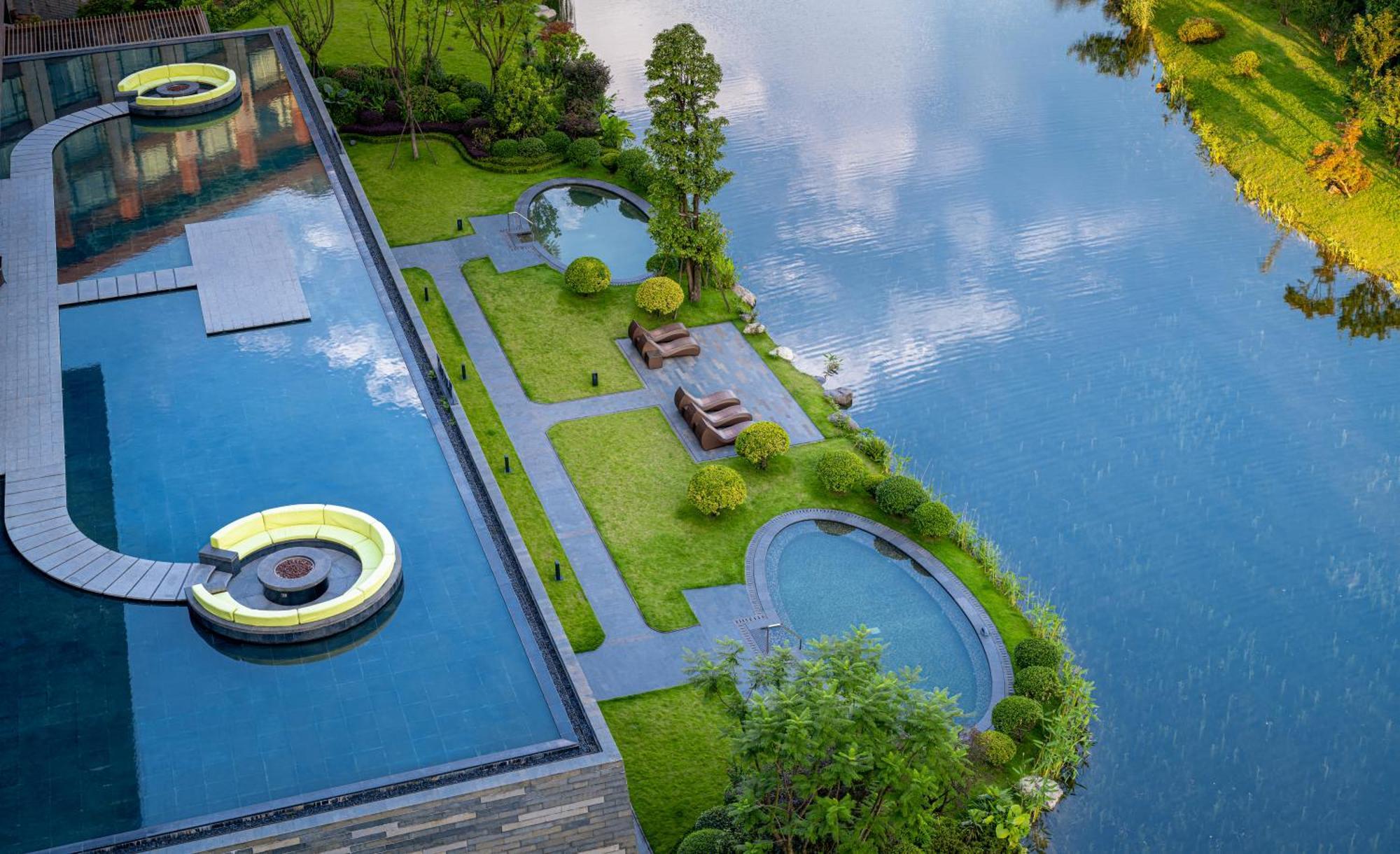 Le Meridien Emei Mountain Resort Emeishan Exteriör bild